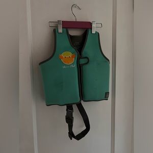 BB Luv club flotation device